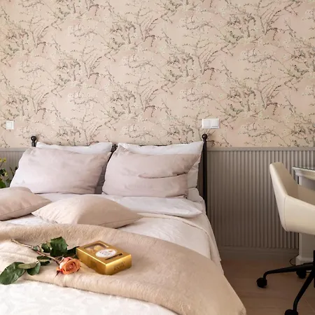 Almond Dream Komfortowy Smart Lock Posen